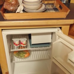 Stoney Creek Inn Bed & Breakfast - Stocked fridgr