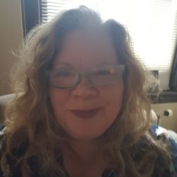 Lisa Holm Psychic Medium & Animal Communicator - Insight, Inspiration and Guidance with Lisa Holm Psychic Medium & Animal Communicator