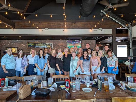 Snuffer's Restaurant & Bar by null