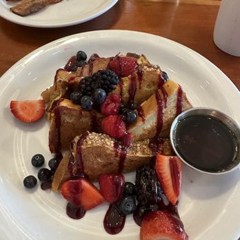 Picnik - Burnet Road - French Toast (Brunch) - New American Near Me - Austin, Texas