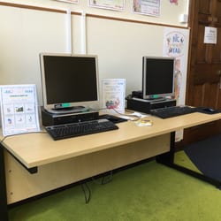 Gainsborough Library - Children's computers