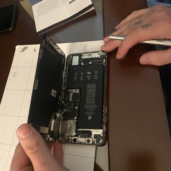 Tech MD - Inside of the iPhone - Mobile Phone Repair Near Me Tech MD - Inside of the iPhone - Mobile Phone Repair Near Me