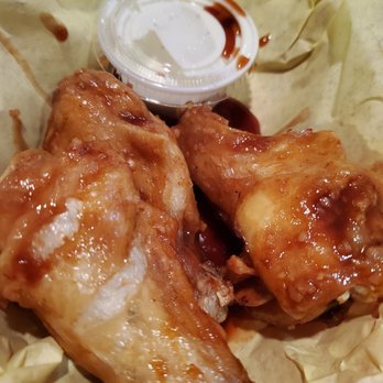 Wooden Chicken Pub - New American Near Me - Portland, Oregon