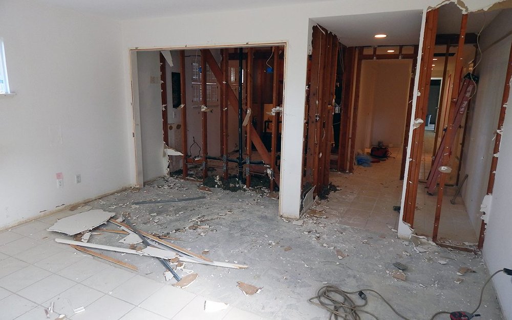 Slide of H Zamora Painting