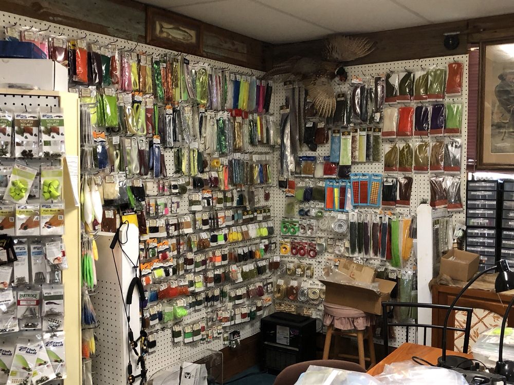 Country Flyfisher Shop Logo
