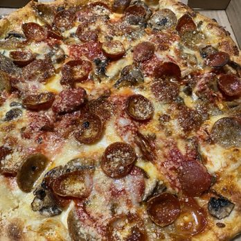 Black Magic Pizza - Pizza Near Me - Orlando, Florida Black Magic Pizza - Pizza Near Me - Orlando, Florida