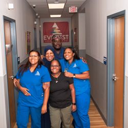 Everest Urgent Care - Everest Urgent Care - Care Team