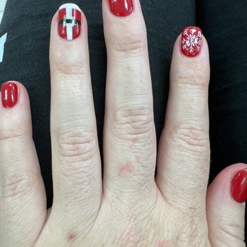 Happiest Nails & Spa - Festive nails for Christmas - Nail Salons Near Me - Oceanside, California
