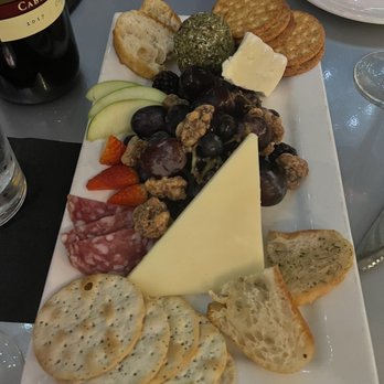 Maxine's On Shine - Wine lovers board - New American Near Me - Orlando, Florida