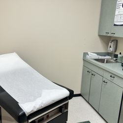 Woodlands Diagnostic Clinic - Exam room