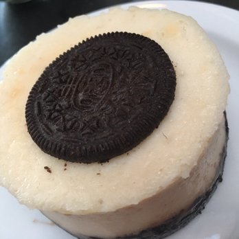 Freesoulcaffe - Oreo cake - Vegan Near Me - Tustin, California