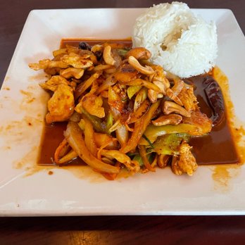 Lotus Asian Bistro - a plate of stir fried vegetables and rice - Asian Fusion Near Me - Davenport, Iowa