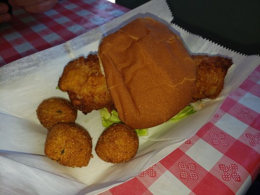 The Fish Stand by null