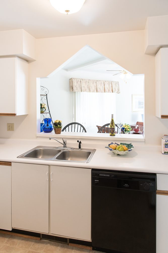 CORN HILL TOWNHOUSES & APARTMENTS 57 Photos 695 Clarissa St