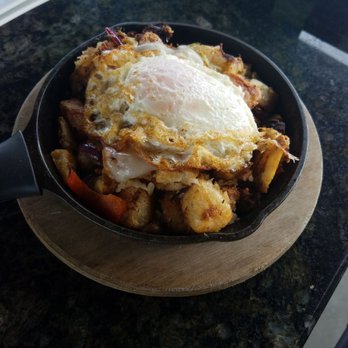 Topgolf - Texas breakfast brisket skillet - New American Near Me - Orlando, Florida