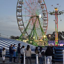 Winter Fest OC - - Line for sledding was HUGE - Ferris wheel is NOT free