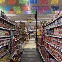 La Jalisciense supermarket area La Jalisciense supermarket area