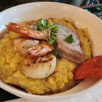 Cafe Pesto Hilo Bay - Seafood Medley Saffron Risotto - Pizza Near Me - Hilo, Hawaii Cafe Pesto Hilo Bay - Seafood Medley Saffron Risotto - Pizza Near Me - Hilo, Hawaii