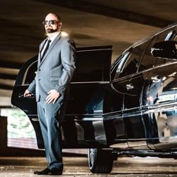 Von Martin Limousine - Professional Chauffeurs.