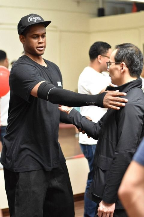 Wing Chun Kung Fu - The Dragon Institute Logo