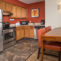 Residence Inn by Marriott Charleston - Two Bedroom Suite Kitchen