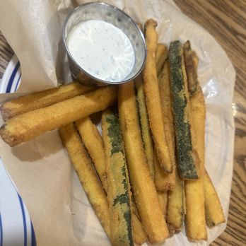 Bodega Smash Burgers - Crispy Zucchini fries with ranch on the side - Burgers Near Me - Westminster, California
