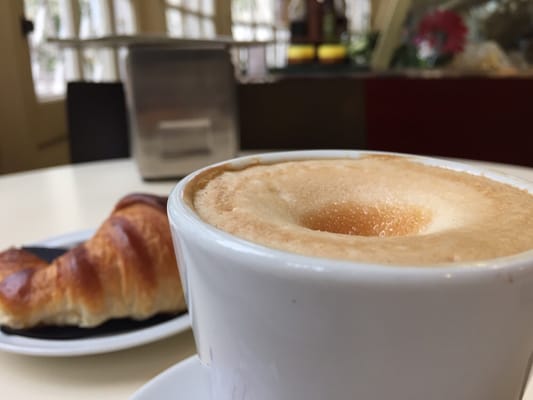 Llibreria la Central by null