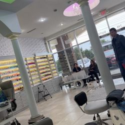 Escape Nails and Spa - Inspector & owner