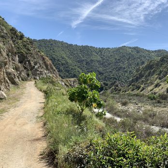 Azusa River Wilderness Park - Clean trail - Hiking Near Me - Azusa, California