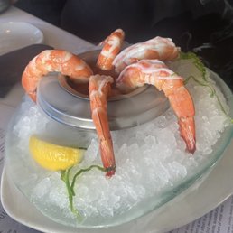 Shrimp cocktail: 3.5 stars