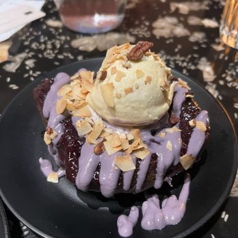 Taurus Ox - Ube sticky bun - Laotian Near Me - Seattle, Washington