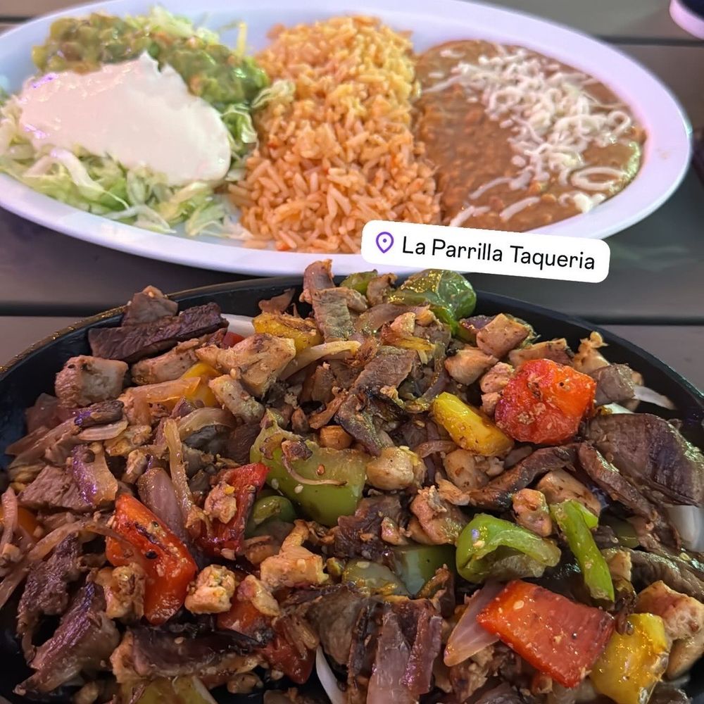 Beef and chicken fajita plate