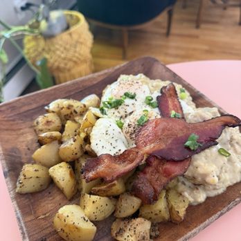 Curious Toast - Biscuits and gravy - Cafes Near Me - Albuquerque, New Mexico