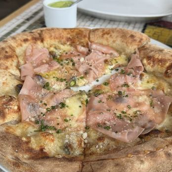 Lupo - Italian Near Me - Banff, Alberta
