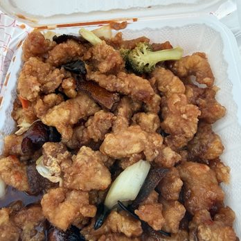 China Wok - General Tso's chicken w requested added veggies - Chinese Near Me - Hot Springs, South Dakota China Wok - General Tso's chicken w requested added veggies - Chinese Near Me - Hot Springs, South Dakota