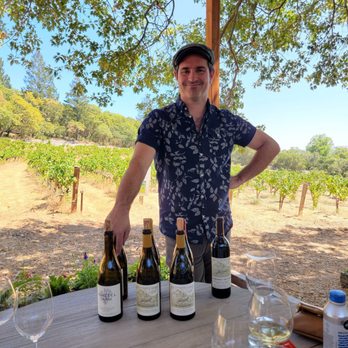 Hanzell Vineyards - Sommelier Tony - Wineries Near Me - Sonoma, California Hanzell Vineyards - Sommelier Tony - Wineries Near Me - Sonoma, California
