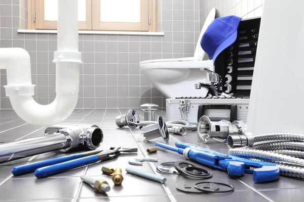 Kaminskiy Care & Repair Logo