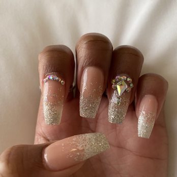 Grand Nails Lounge - Nail Salons Near Me - Glendale, Arizona