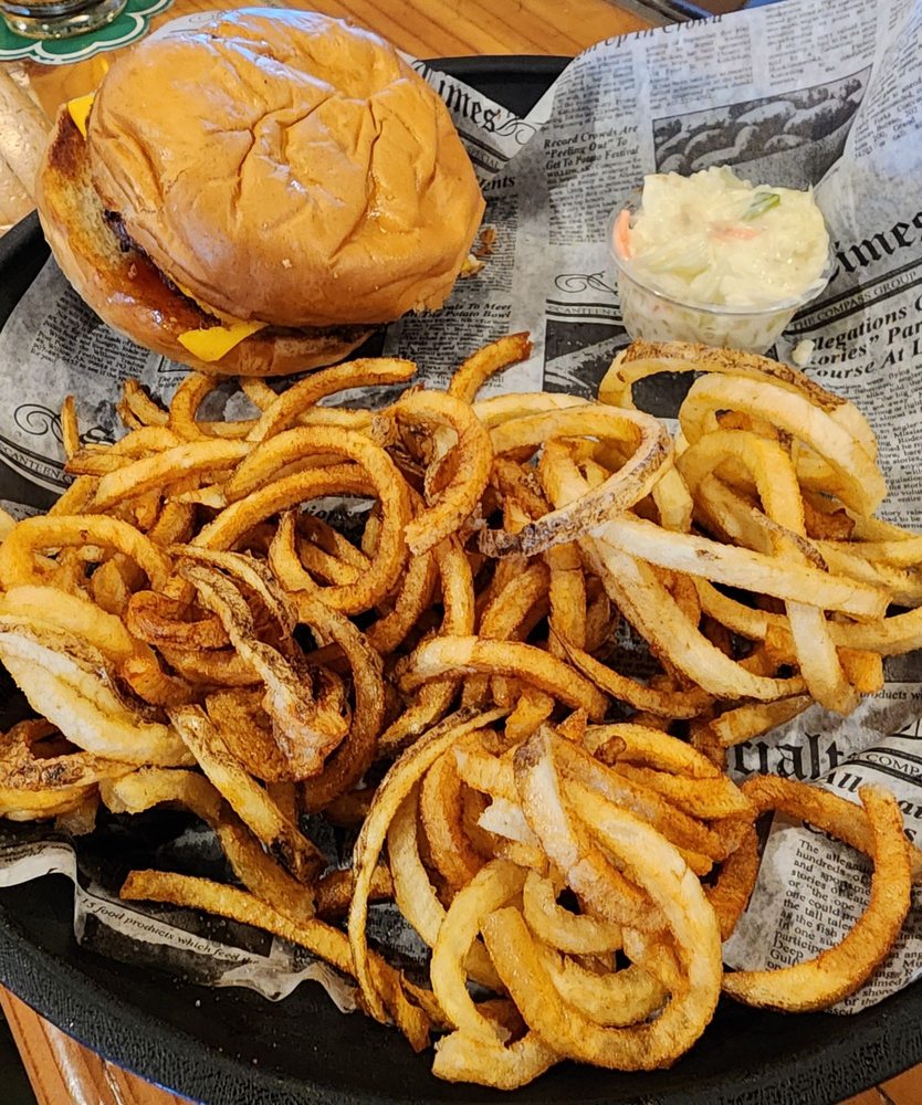 Food from Gronks Grill & Bar