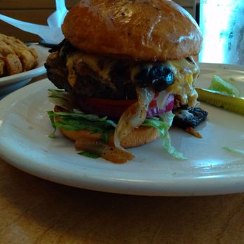 Texas Roadhouse - Burger before trying to flatten, really, really, tall - Barbeque Near Me - Orange City, Florida