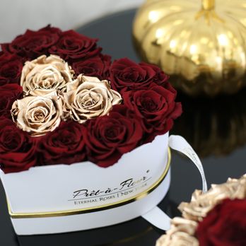 Eternal Roses - Grand Chelsea in Golden Ruby - Florists Near Me - Bellmore, New York Eternal Roses - Grand Chelsea in Golden Ruby - Florists Near Me - Bellmore, New York