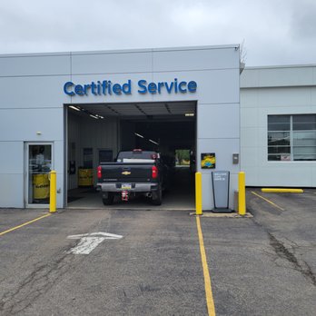 Craig Smith Chevrolet - Service Bay - Car Dealers Near Me - Galion, Ohio