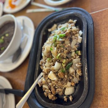 Max's Restaurant - Dillingham - Pork Sisig - Filipino Near Me - Honolulu, Hawaii