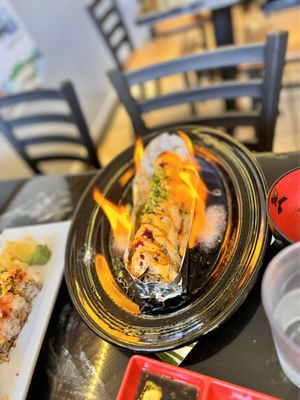 Oppa Sushi by null