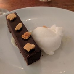Marlow Bar & Grill