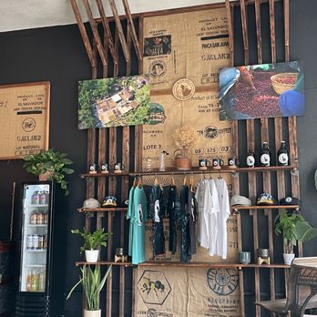 Black Dog Coffee Roasters - Coffee Roasteries Near Me - Long Beach, California