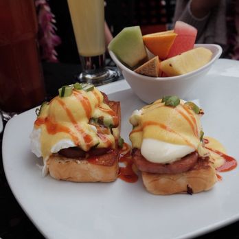 Broken Yolk Cafe - Breakfast & Brunch Near Me - Costa Mesa, California