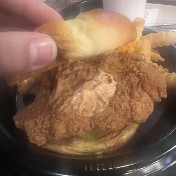 Zaxbys - Fast Food Near Me - Winchester, Virginia
