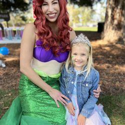 Characters Io - Ariel (Rebecca) and the birthday girl