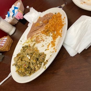 Patty's Cafe - a plate of food on a table - American Near Me - Rosamond, California